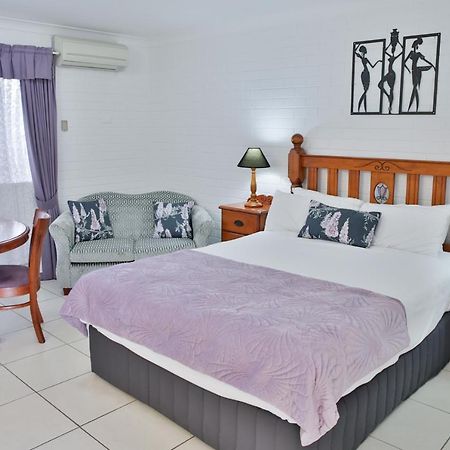 Central Park Motel Rockhampton Exteriér fotografie